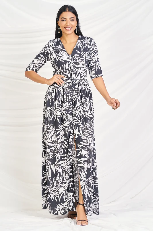 Printed Black & White Maxi Dress Fashionable Open-Back Maxi Dress