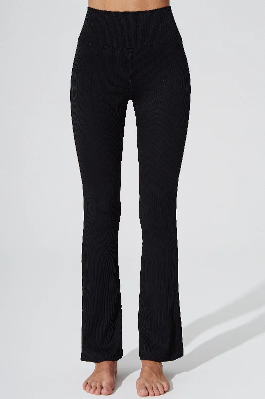 Evana Flare Ribbed Legging - Noir Comfortable Compression Leggings