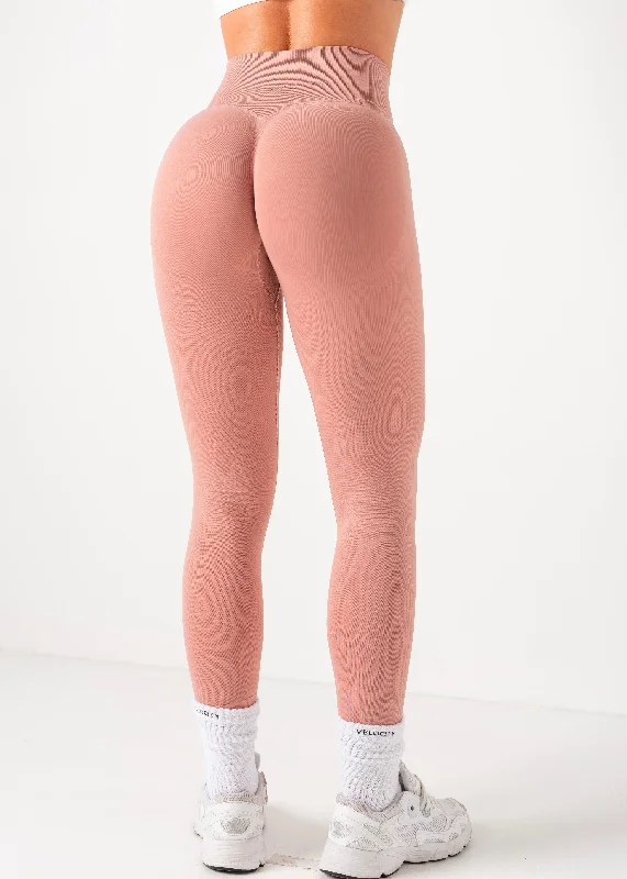 ULTIMATE SEAMLESS SCRUNCH LEGGINGS MINI - BLUSH Casual Sporty Leggings