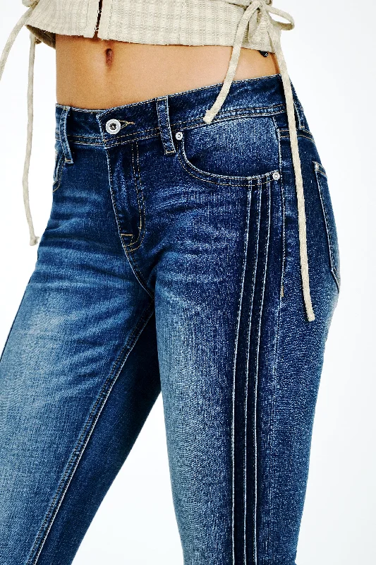 Side Trims /Hem Detail Basic Med Blue Mid Rise  Bootcut Jeans Casual Distressed Denim Jeans